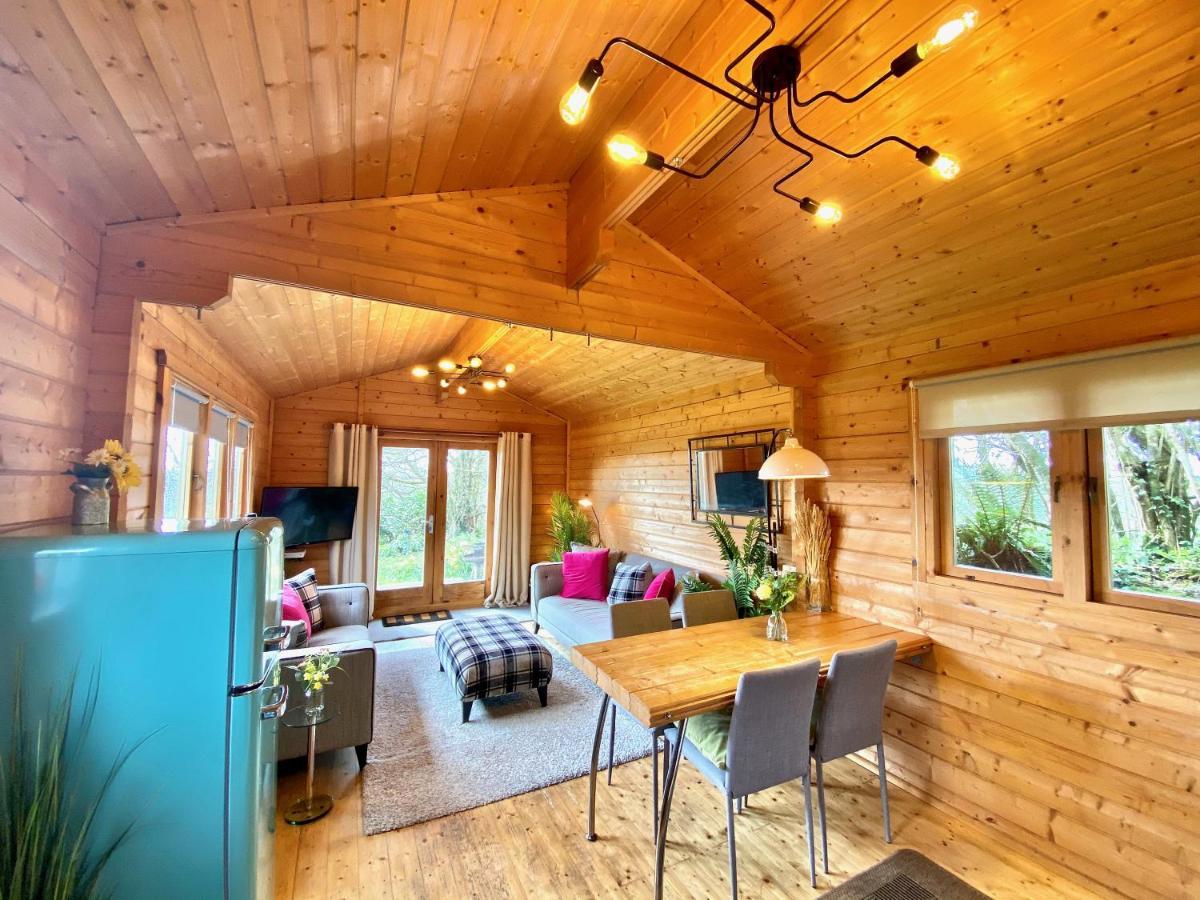 Yealm Cabin Self Catering Log Cabin In Devon With Hot Tub Πλίμουθ Εξωτερικό φωτογραφία