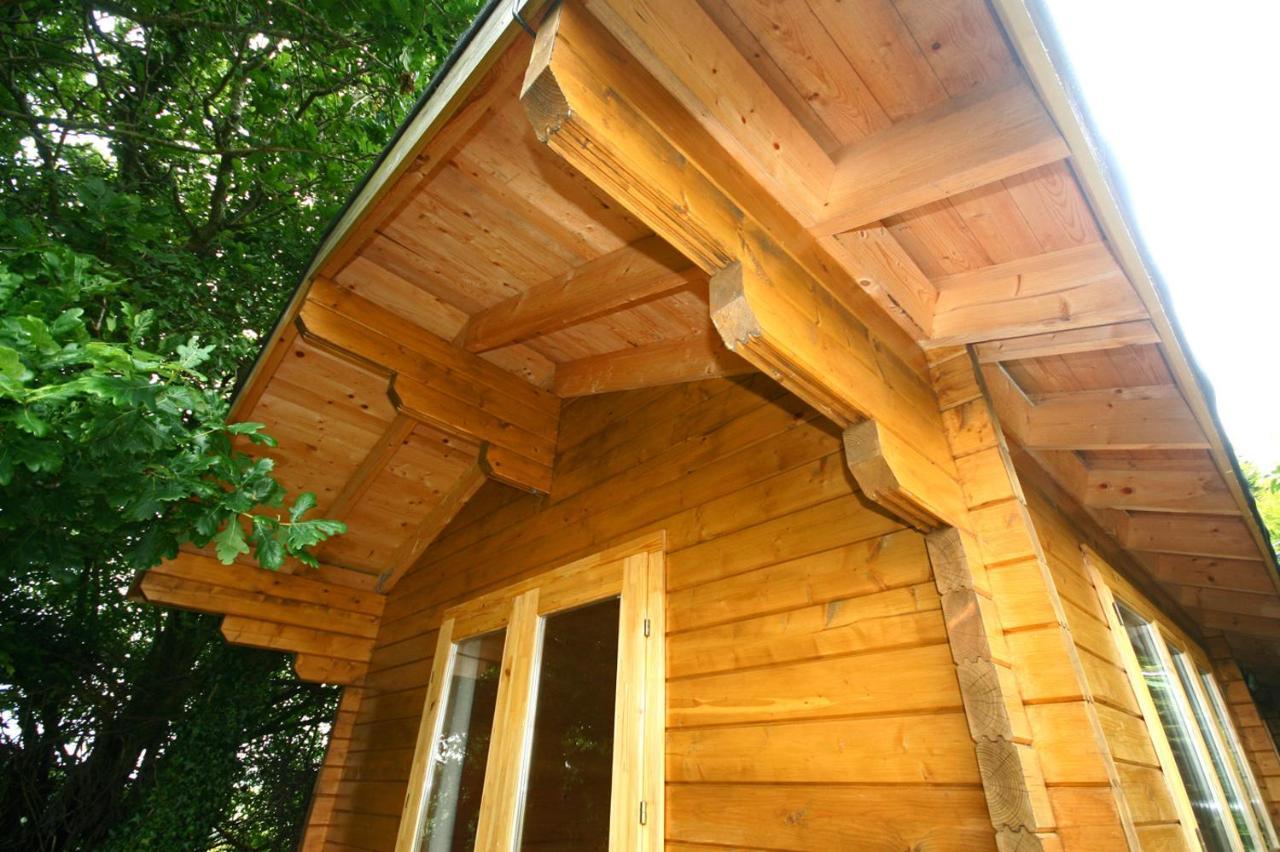 Yealm Cabin Self Catering Log Cabin In Devon With Hot Tub Πλίμουθ Εξωτερικό φωτογραφία
